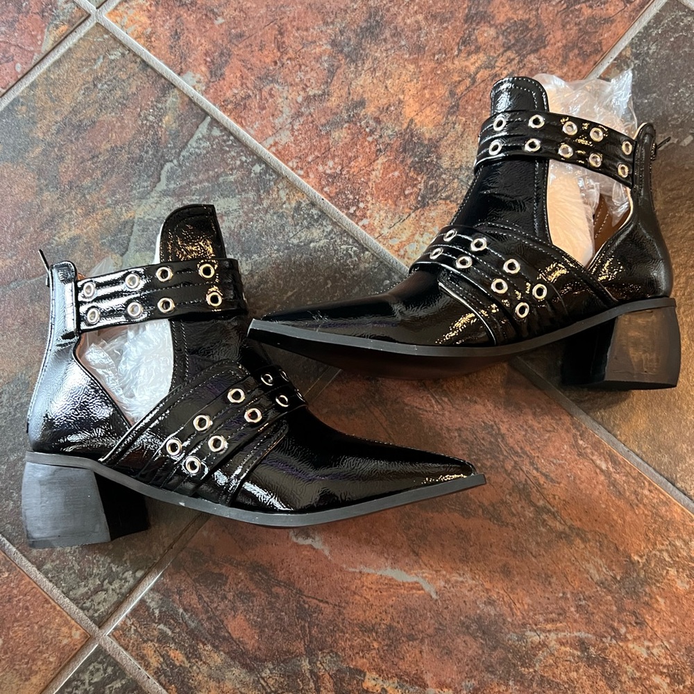 Black patent cut out booties